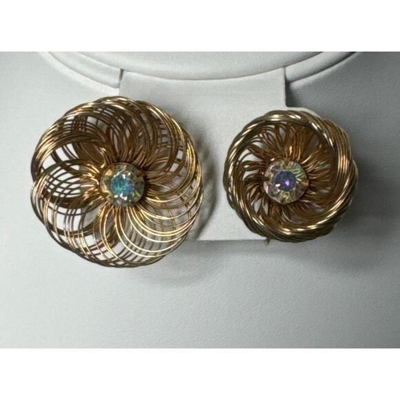 Vintage Stamped SAC Earrings Clip On wire with gemstone in the middle - Picture 5 of 15